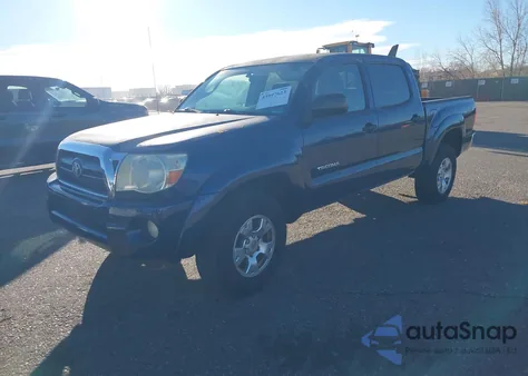 2008 Toyota Tacoma Base V6 z USA, uszkodzony, nr VIN 5TELU42N88Z520217